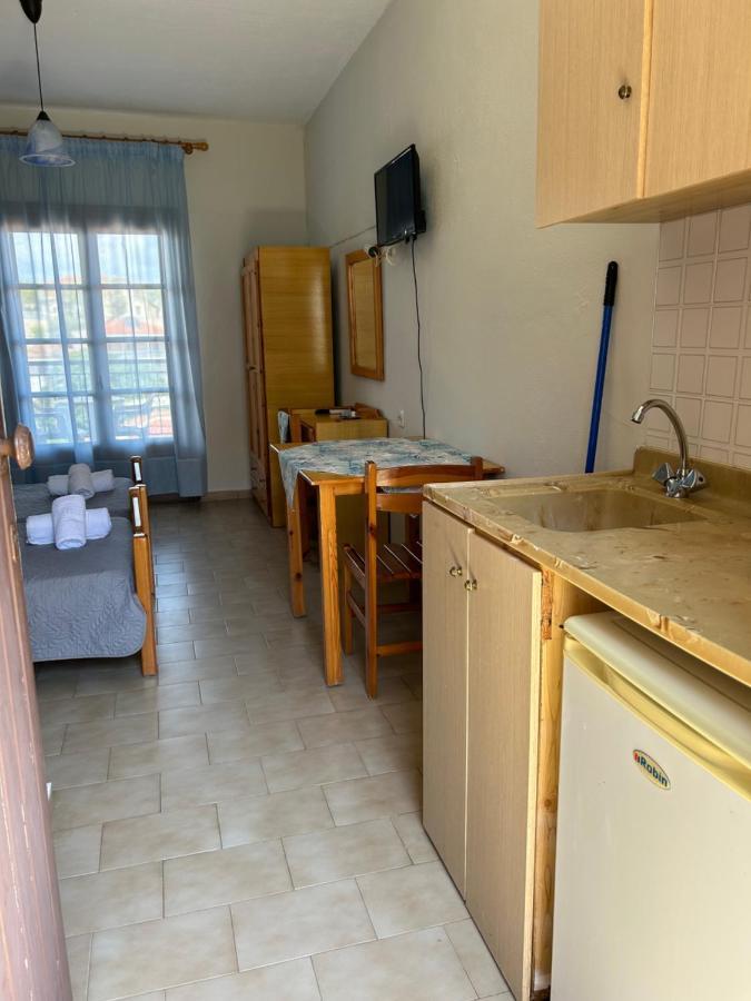 Christopher Apartments Афітос Екстер'єр фото