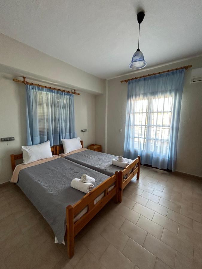 Christopher Apartments Афітос Екстер'єр фото