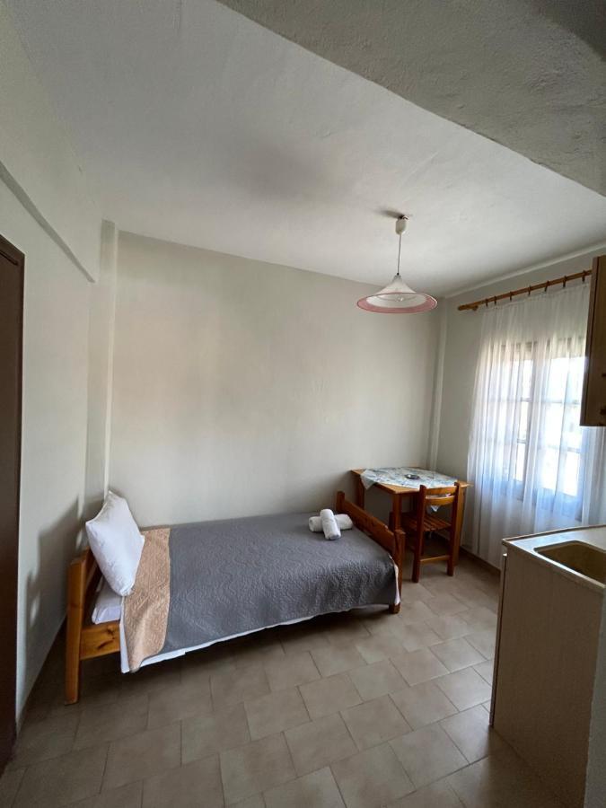 Christopher Apartments Афітос Екстер'єр фото