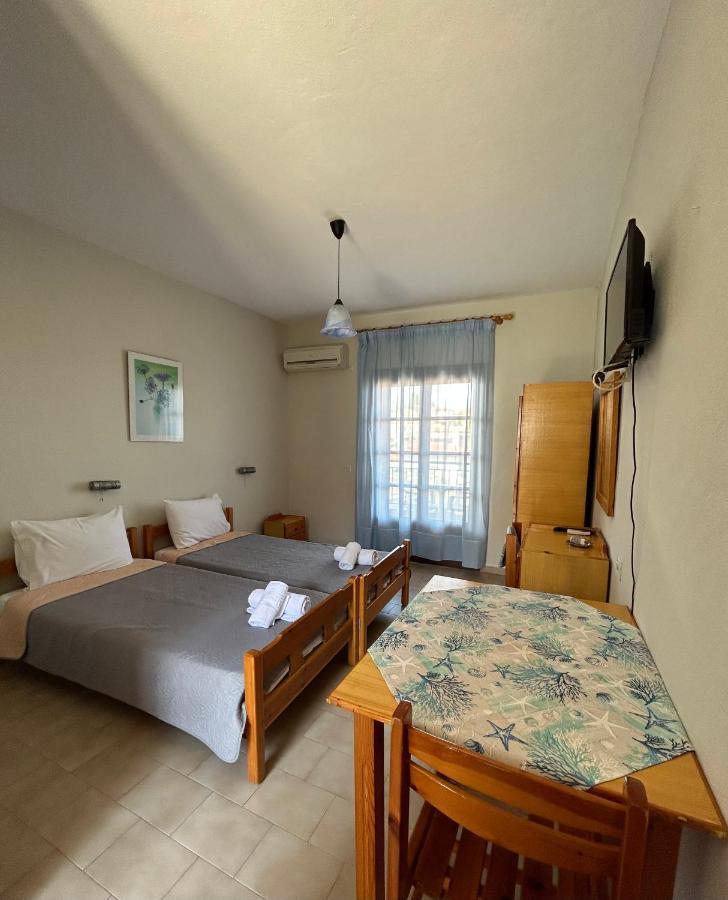 Christopher Apartments Афітос Екстер'єр фото